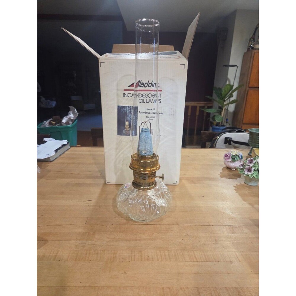 Vintage Aladdin Genie III Clear Glass Incandescent Oil Lamp NIB Model C6106